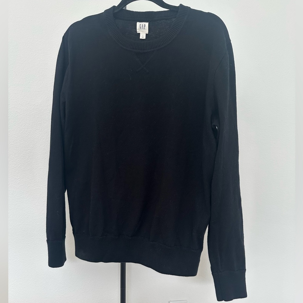 GAP Black crewneck Sweater Large